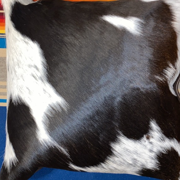 New Handmade Real Cowhide Leather Hair On - *(With Pillow Insert/Filler)* - Picture 5 of 5